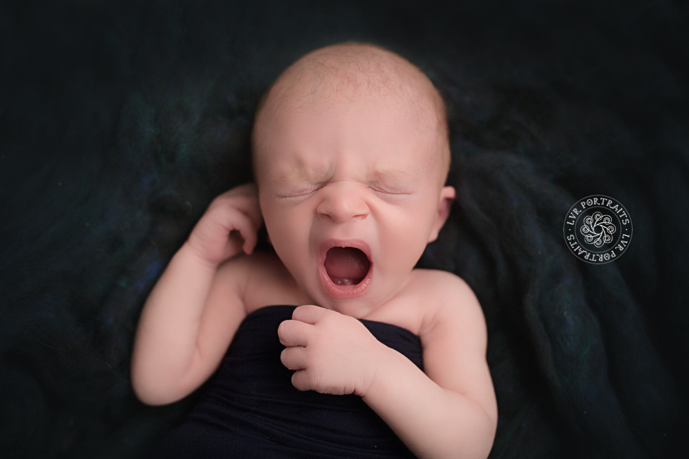newborn-photographer-lancaster-pa-lvr-portraits-2