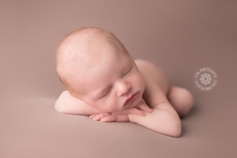 newborn-photographer-lancaster-pa-lvr-portraits-3242