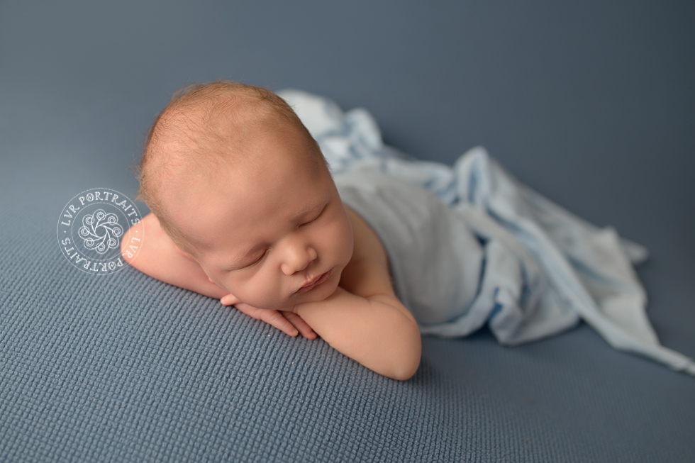 newborn baby boy photography - blue wrap