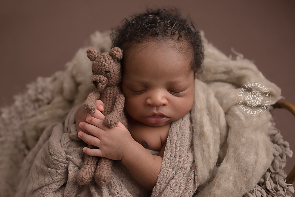 Lancaster PA newborn photographer, Lancaster County Newborn Photographer, black baby boy