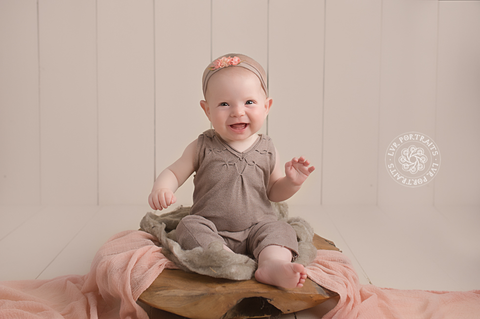 baby photographer, lancaster pa, baby girl in wood bowl