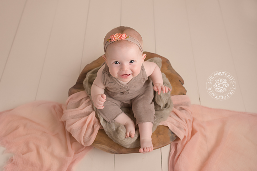 baby photographer, lancaster pa, baby girl in wood bowl
