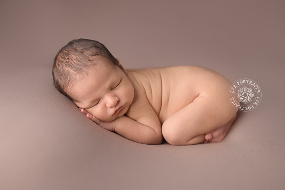 Lancaster newborn photography, bum up pose