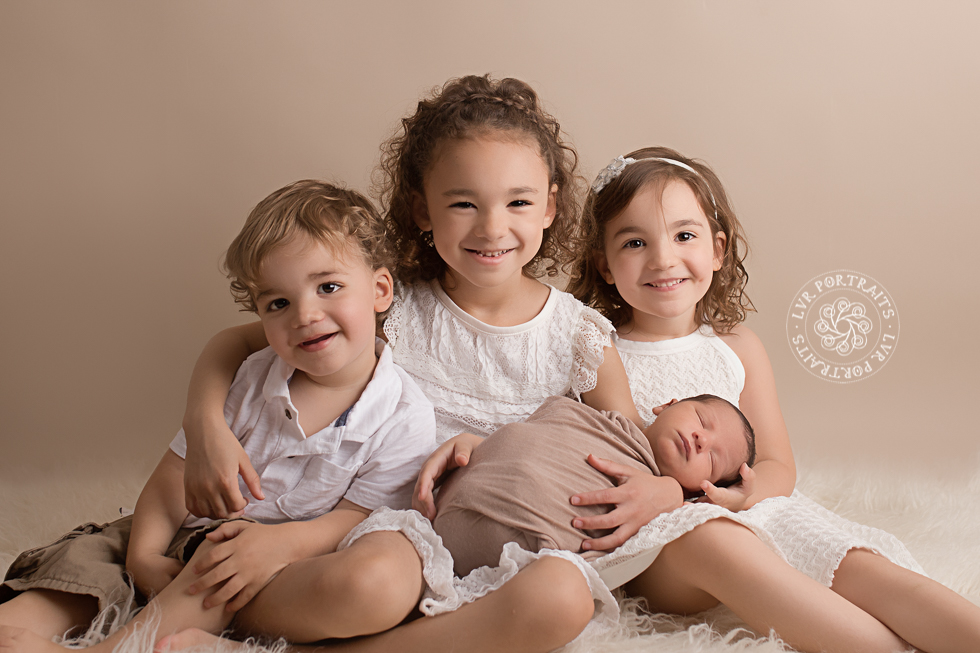 Lancaster newborn photography, siblings with newborn, four kids