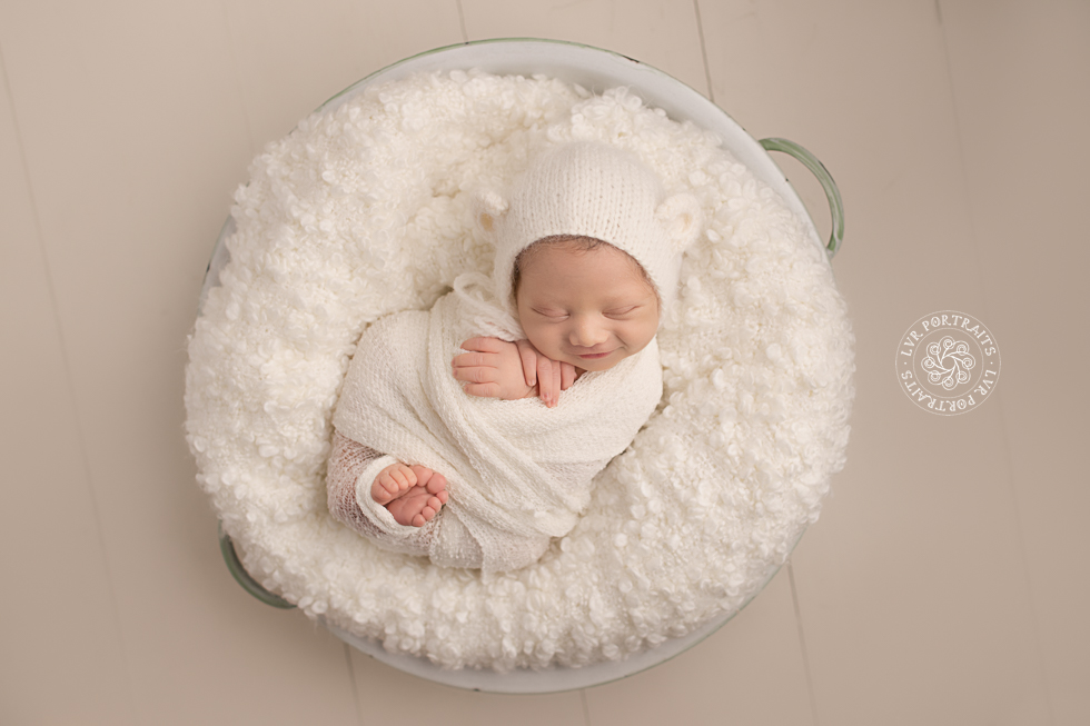 miracle babies, miracle stories, pennsylvania newborn photographer